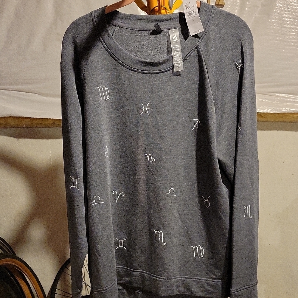 Lou & Grey Charcoal Zodiac Signs Long Sleeve Shirt 37758547
